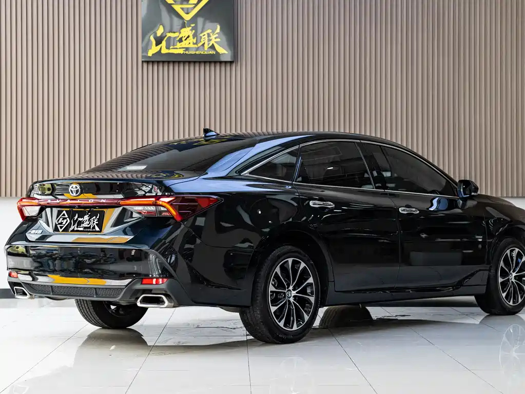 TOYOTA AVALON 2023