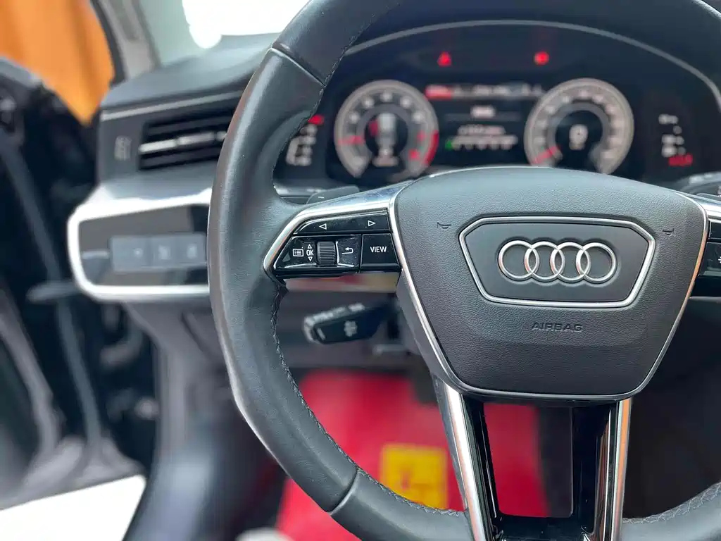 AUDI A6L 2021