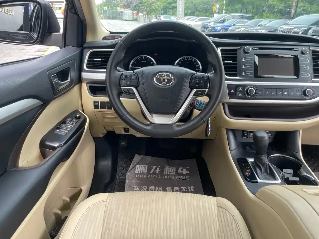 TOYOTA HIGHLANDER 2021