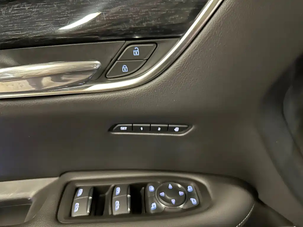 CADILLAC XT5 2022
