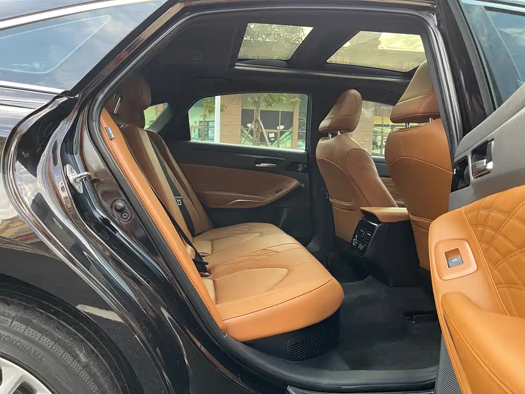TOYOTA AVALON 2019