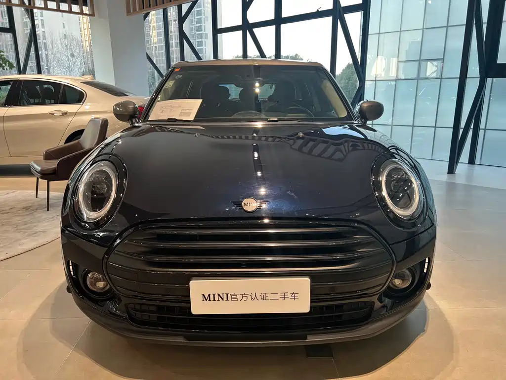 MINI CLUBMAN 2021