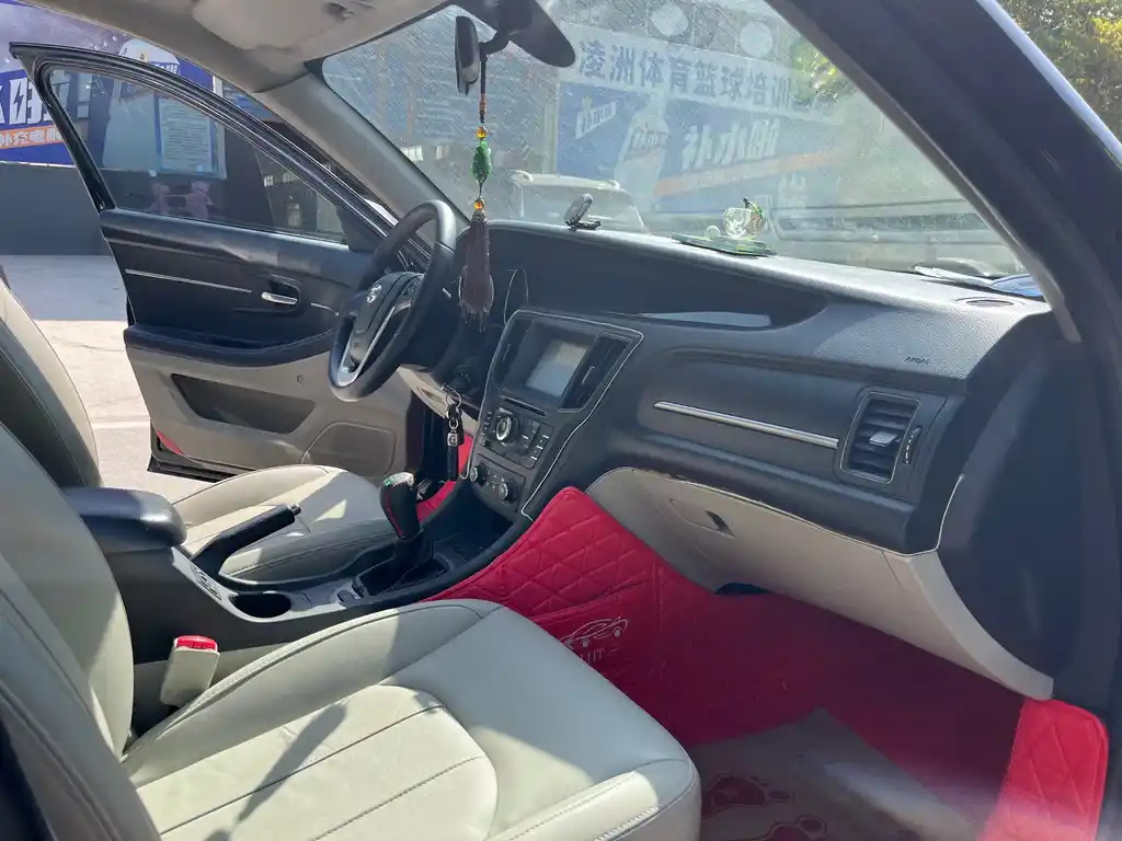 BAIC SENOVA D50 2015