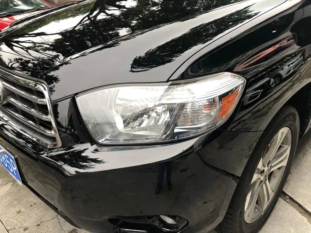 TOYOTA HIGHLANDER 2010