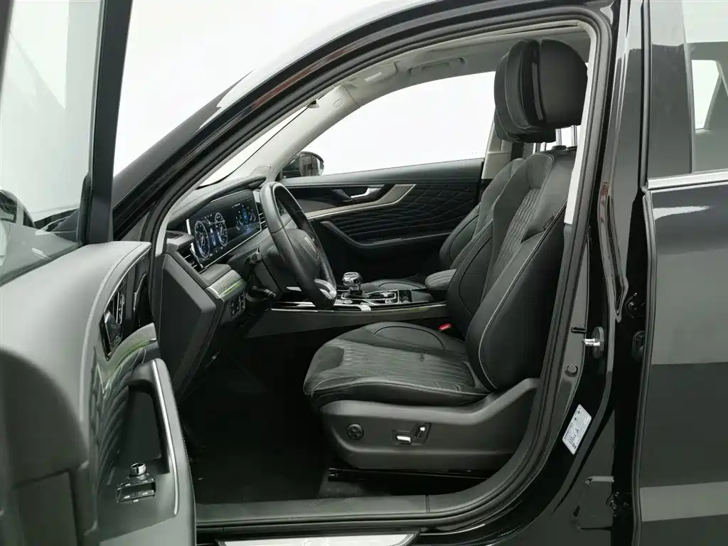 HONGQI HS5 2022