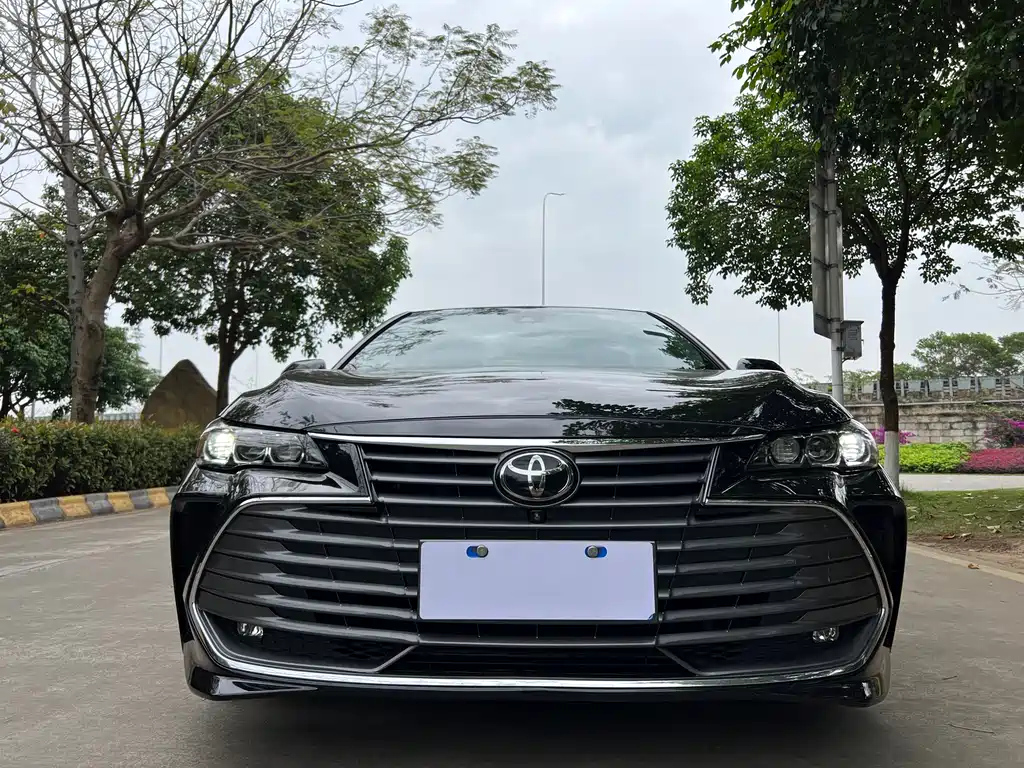 TOYOTA AVALON 2020