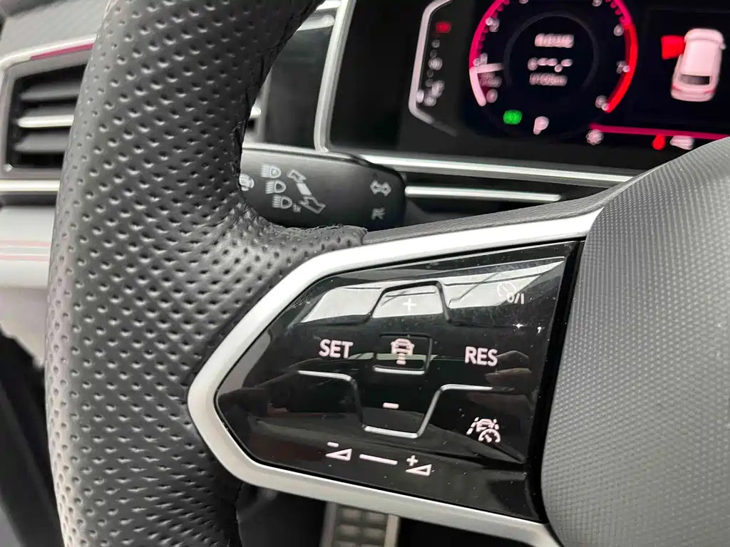 VOLKSWAGEN TIGUAN L 2022