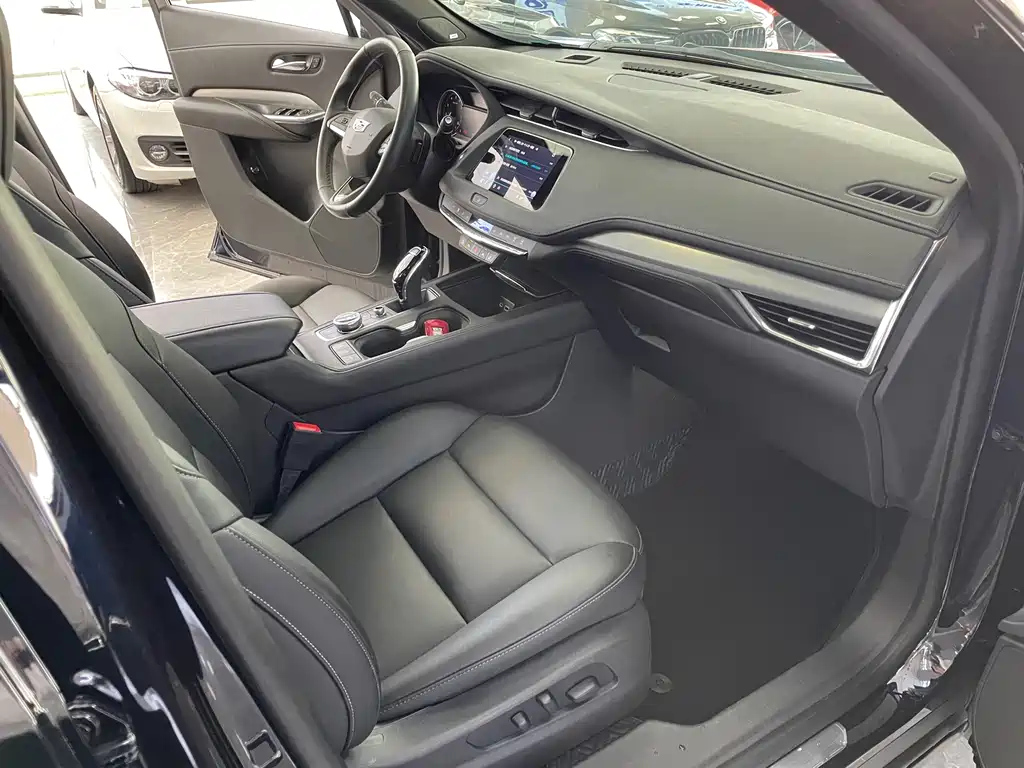 CADILLAC XT4 2022