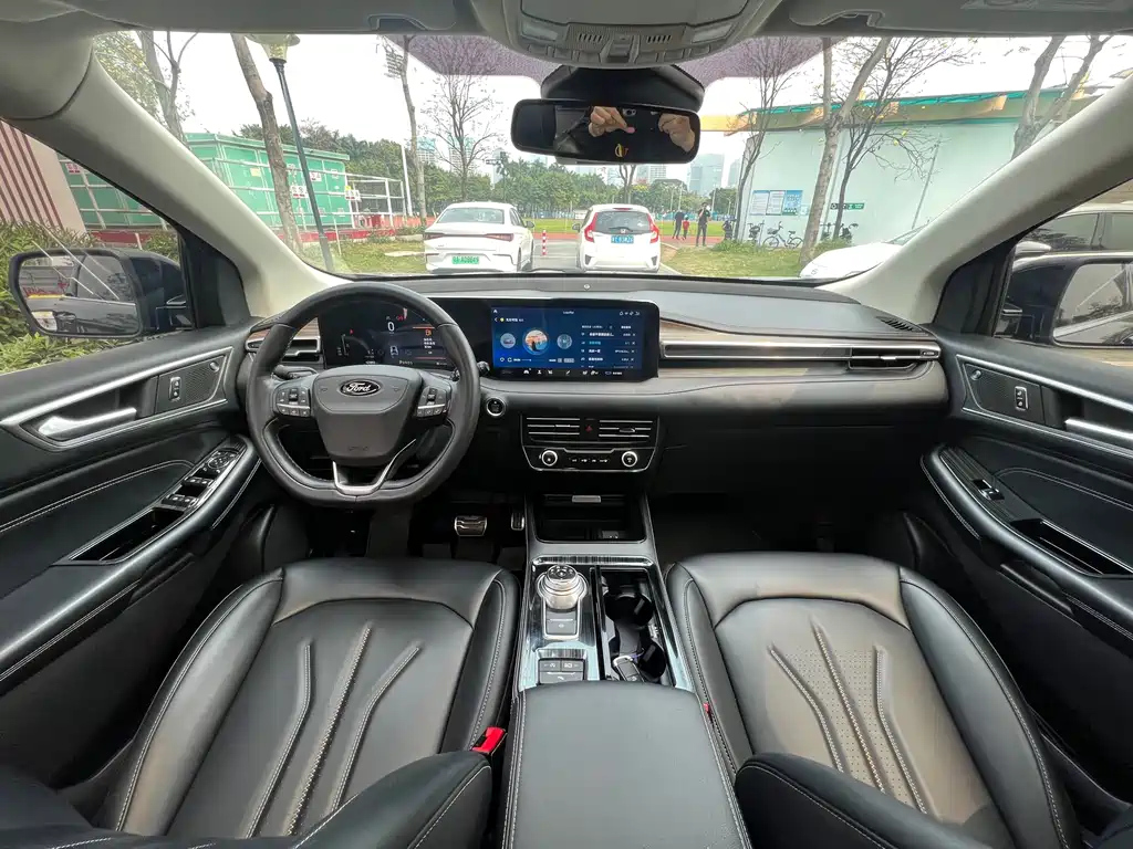 FORD EDGE 2021