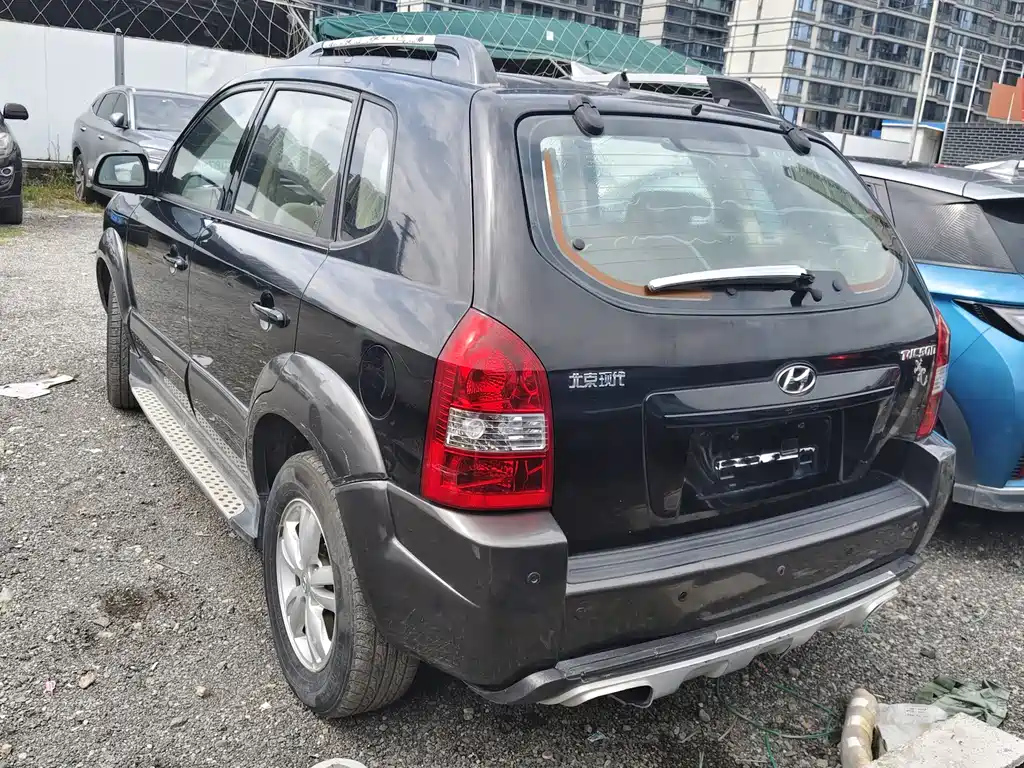 HYUNDAI TUCSON 2012