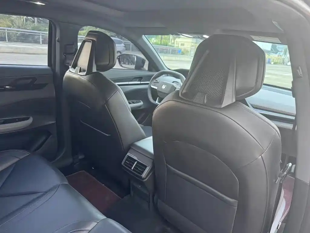 CHANGAN UNI-V 2023
