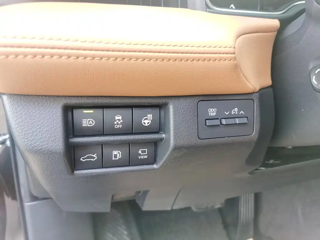 TOYOTA AVALON 2019