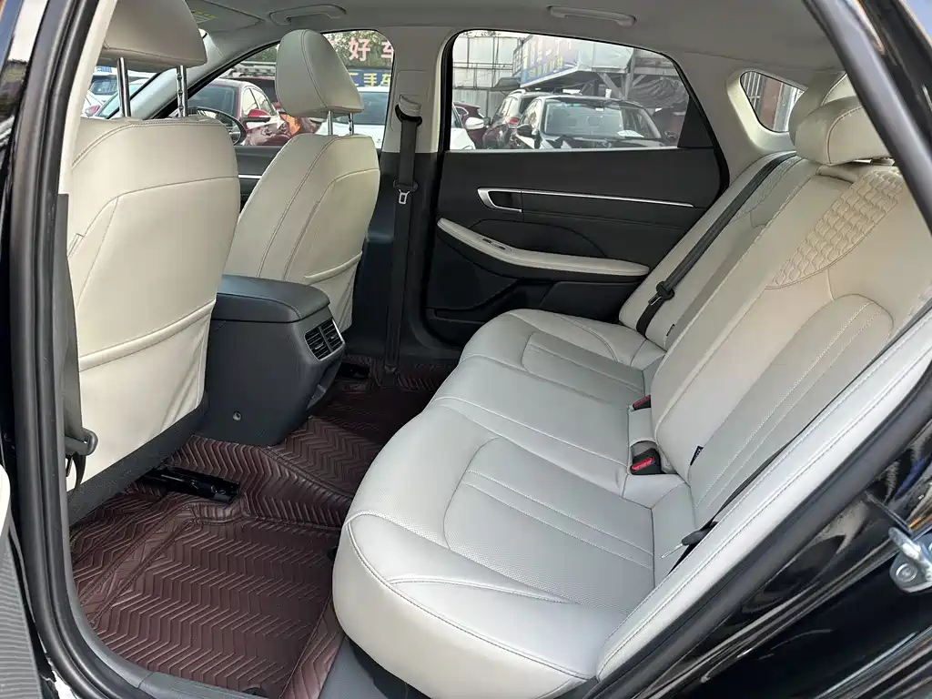 HYUNDAI SONATA 2022