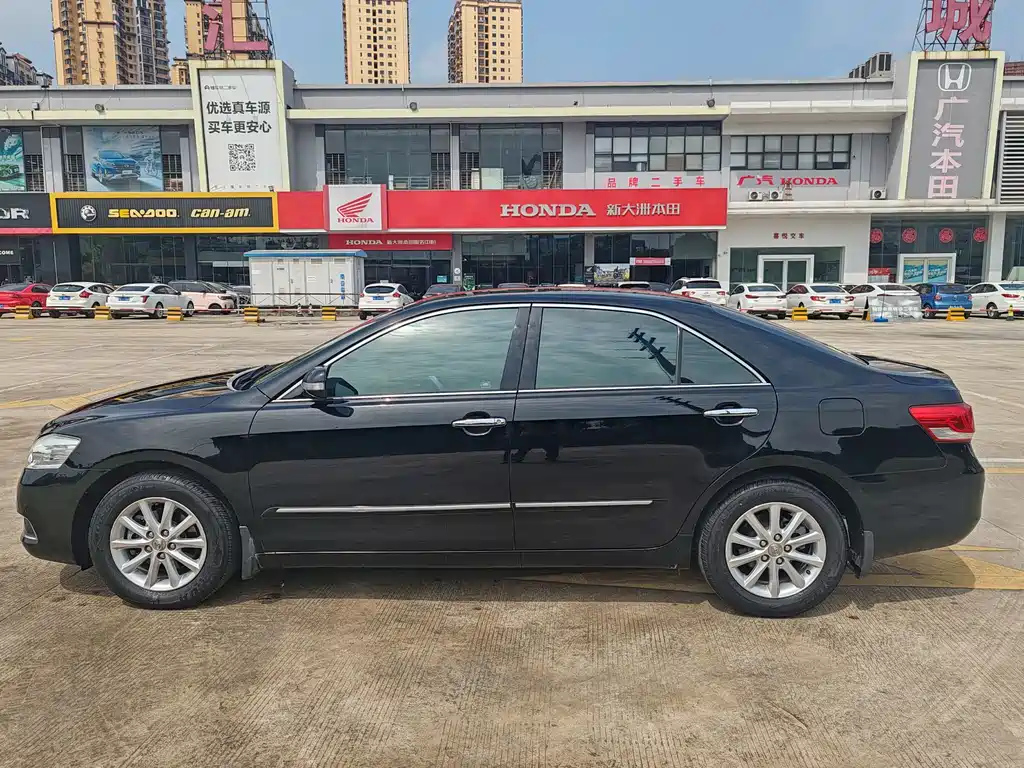 TOYOTA CAMRY 2013