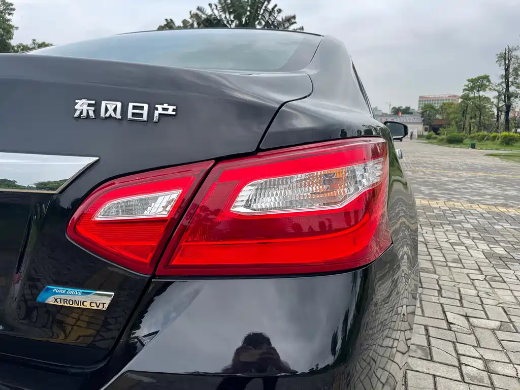 NISSAN TEANA 2018