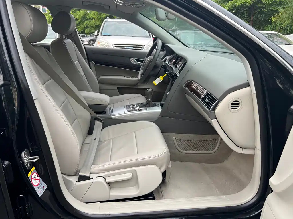 AUDI A6L 2011