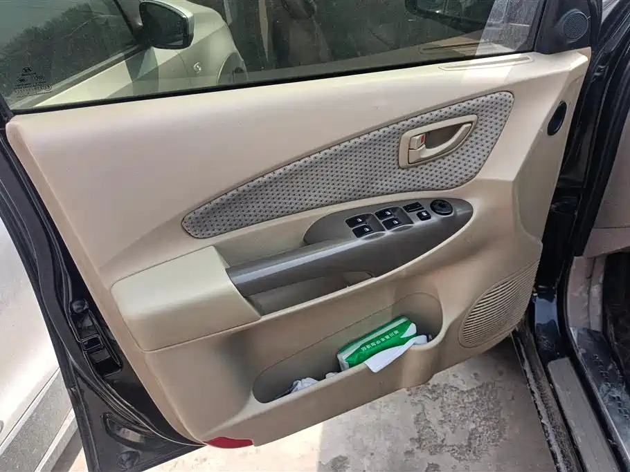 HYUNDAI TUCSON 2014