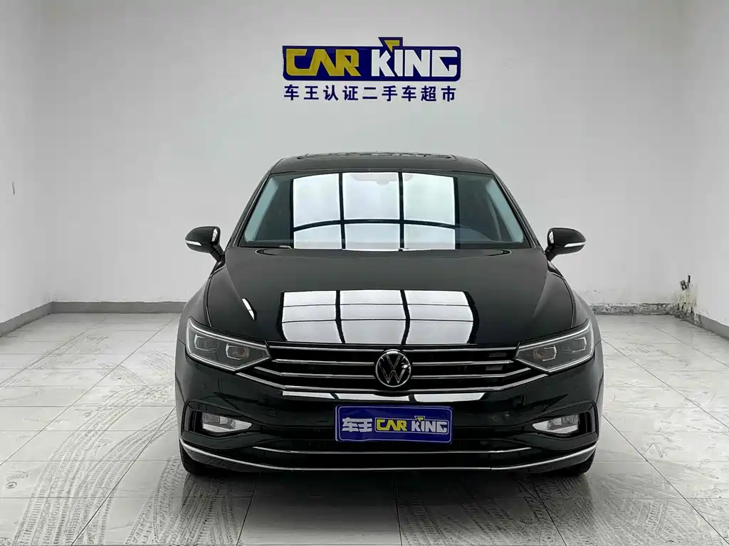VOLKSWAGEN MAGOTAN 2022