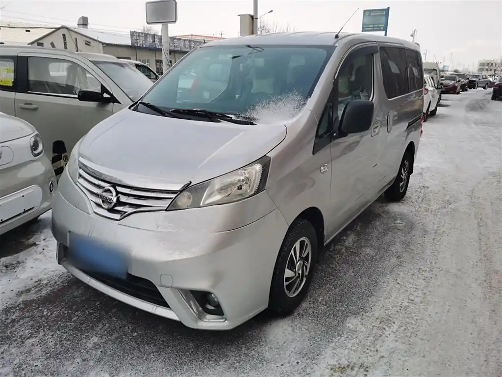 NISSAN NV200 2016