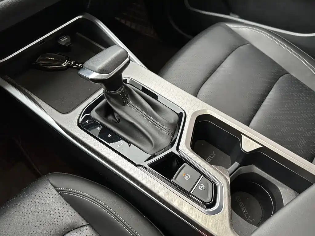 GEELY AUTO EMGRAND 2023