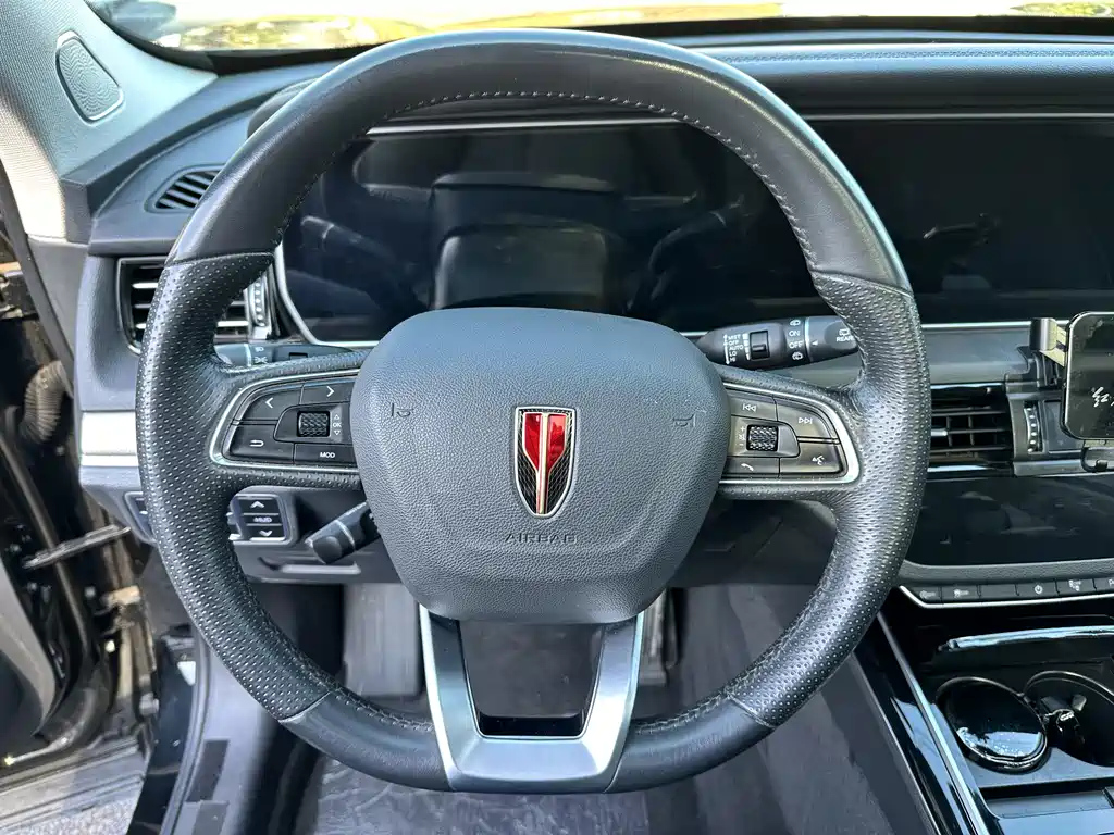 HONGQI HS5 2022