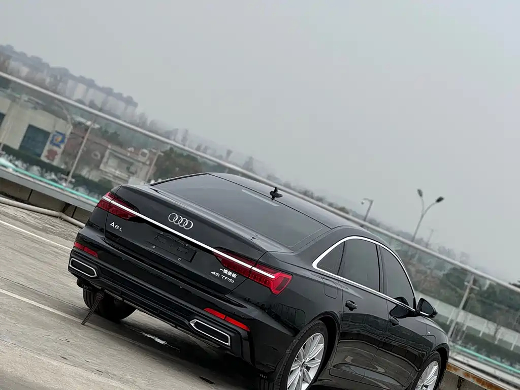 AUDI A6L 2022