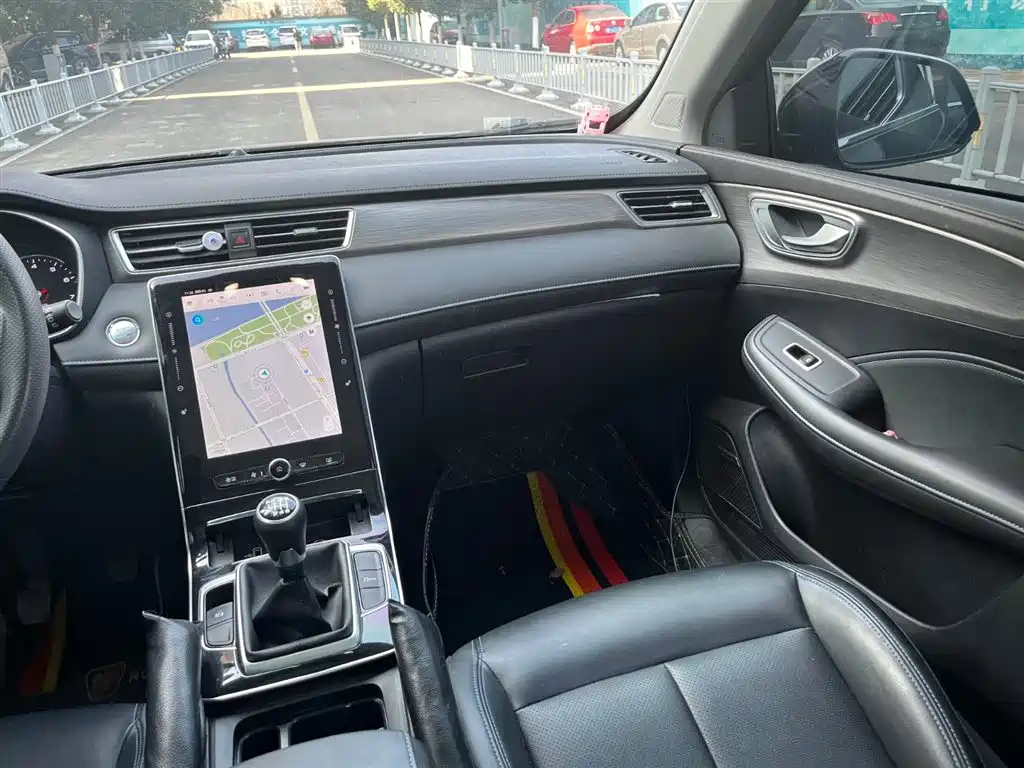 ROEWE RX5 2020