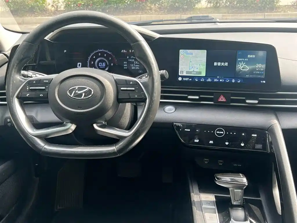 HYUNDAI ELANTRA 2021