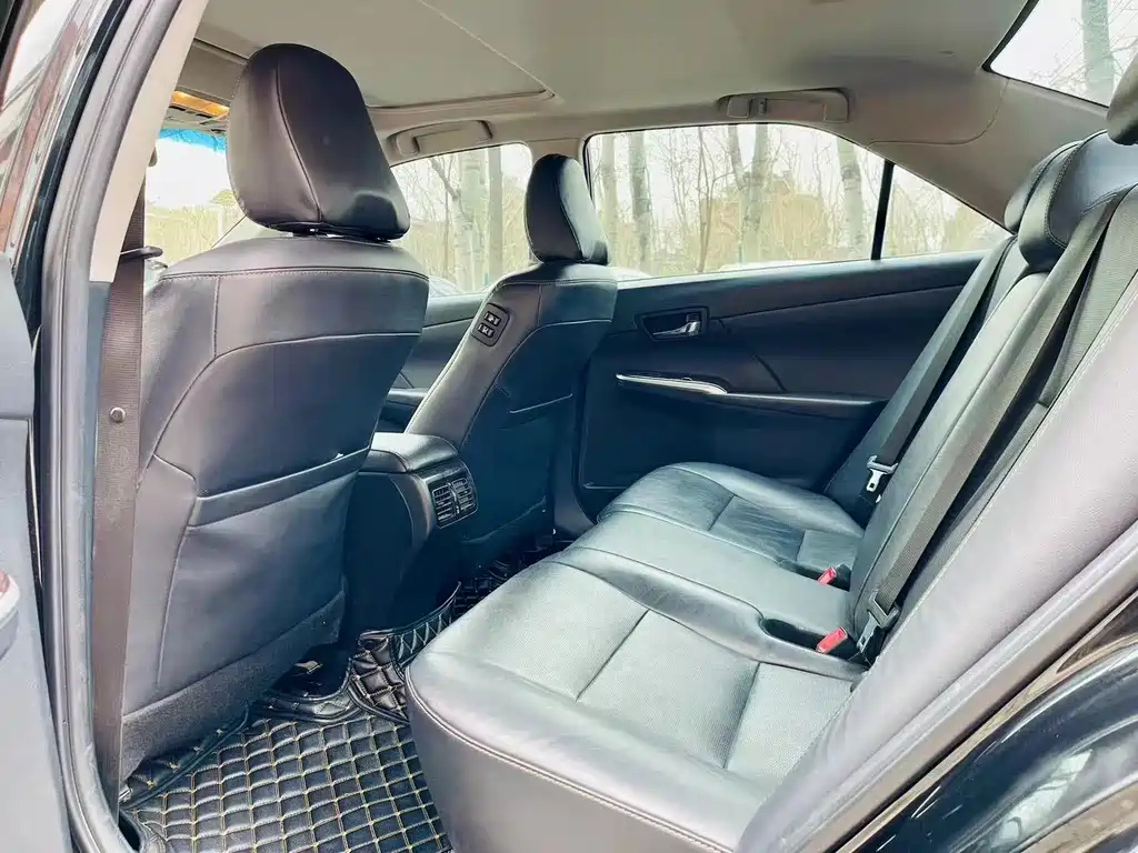 TOYOTA CAMRY 2017