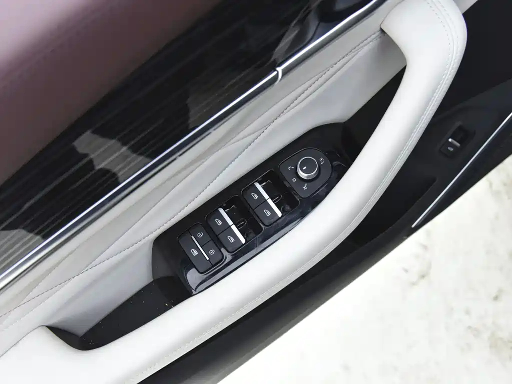 GEELY AUTO MONJARO 2023