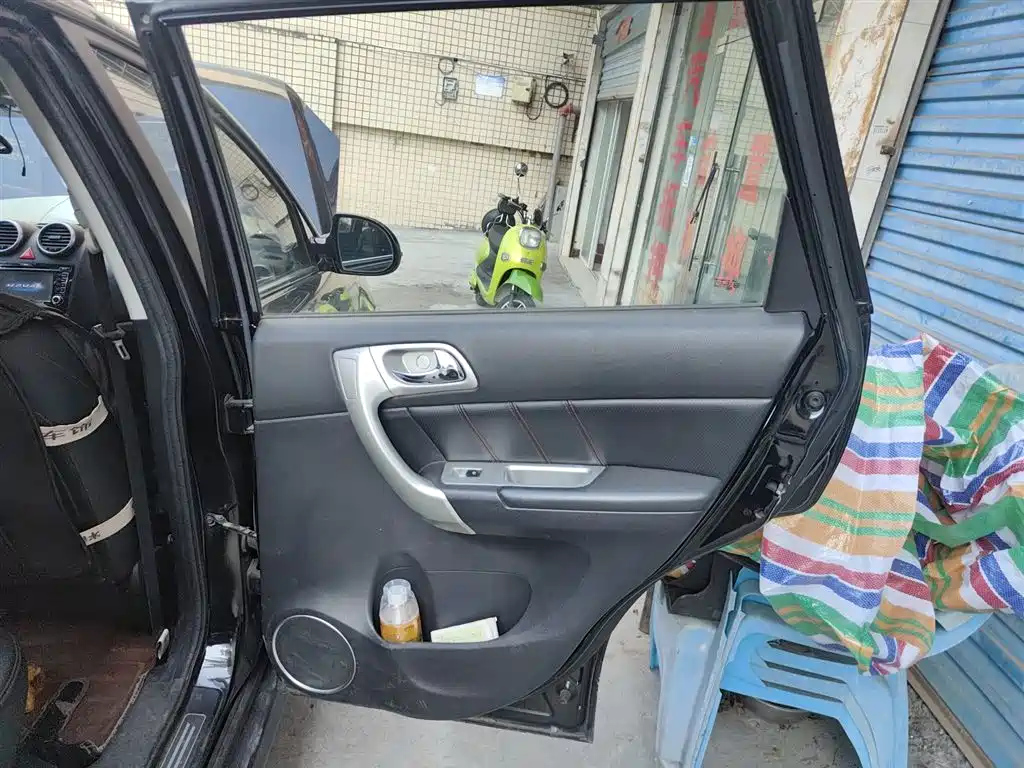 HAVAL H6 2015