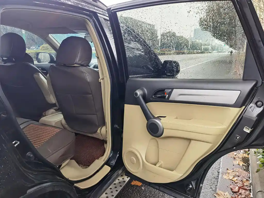 HONDA CR-V 2011