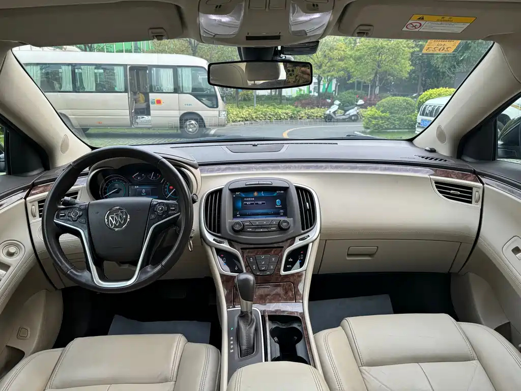 BUICK LACROSSE 2015