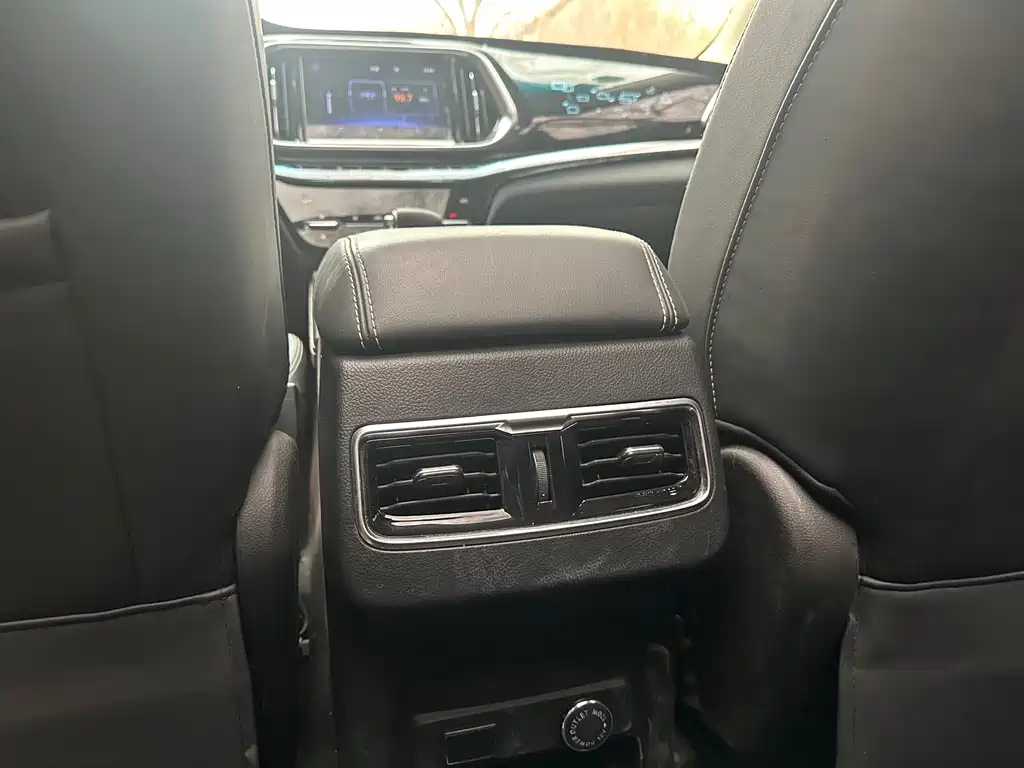 JETOUR X90 2020