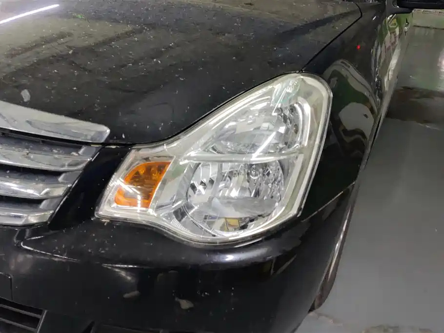 NISSAN SYLPHY 2017