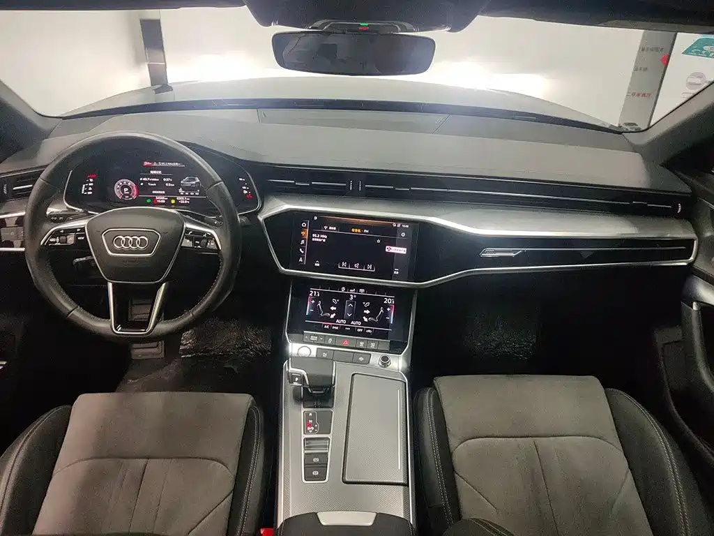 AUDI A6L 2021