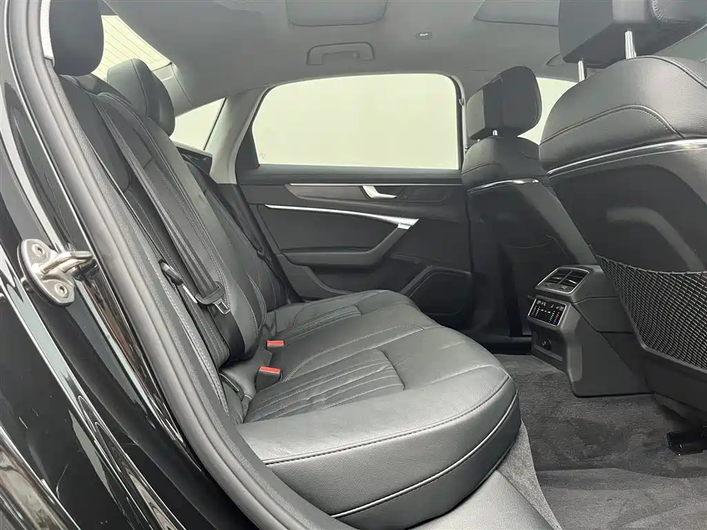 AUDI A6L 2021