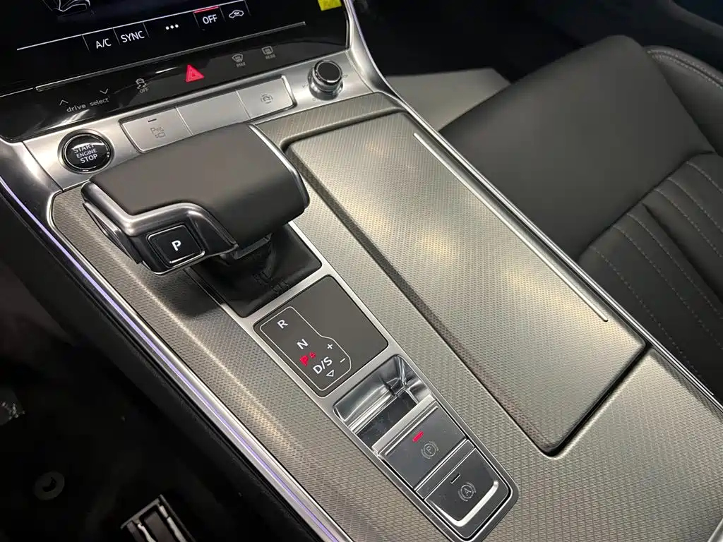 AUDI A6L 2023