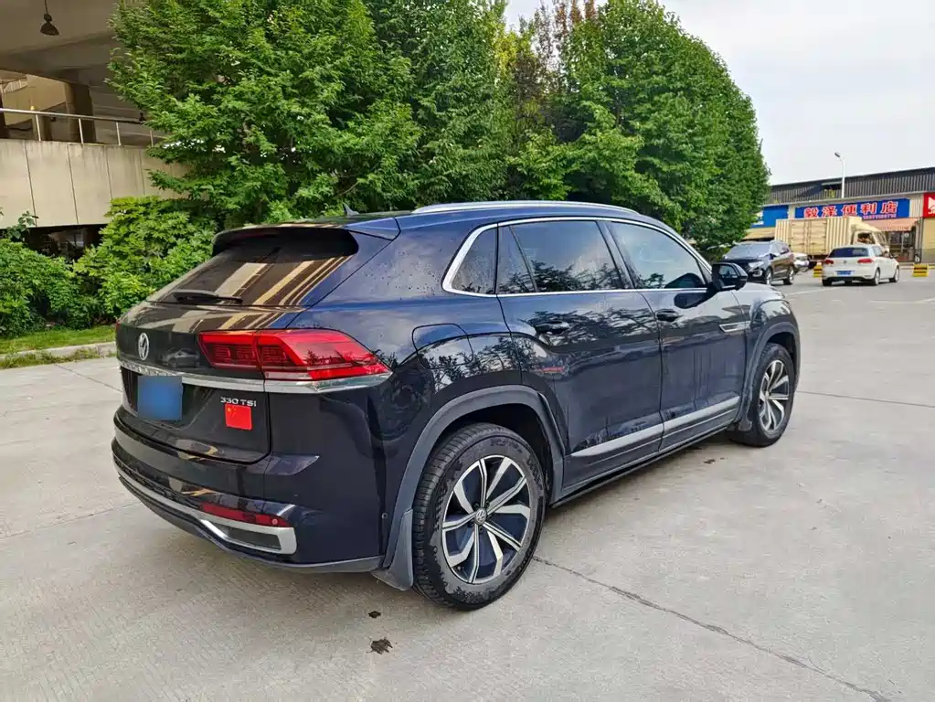VOLKSWAGEN TOURAN 2019