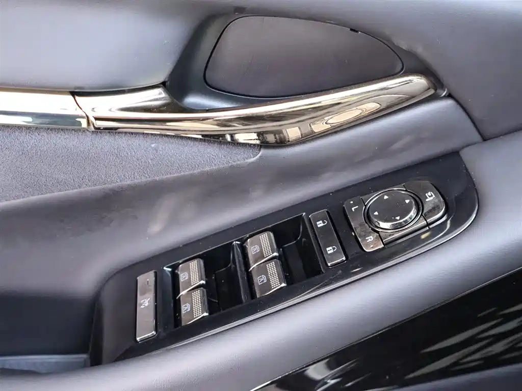 TRUMPCHI M8 2023