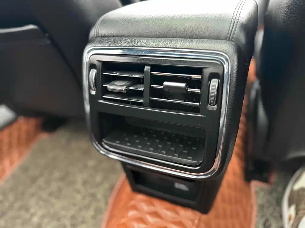 LINCOLN CONTINENTAL 2017
