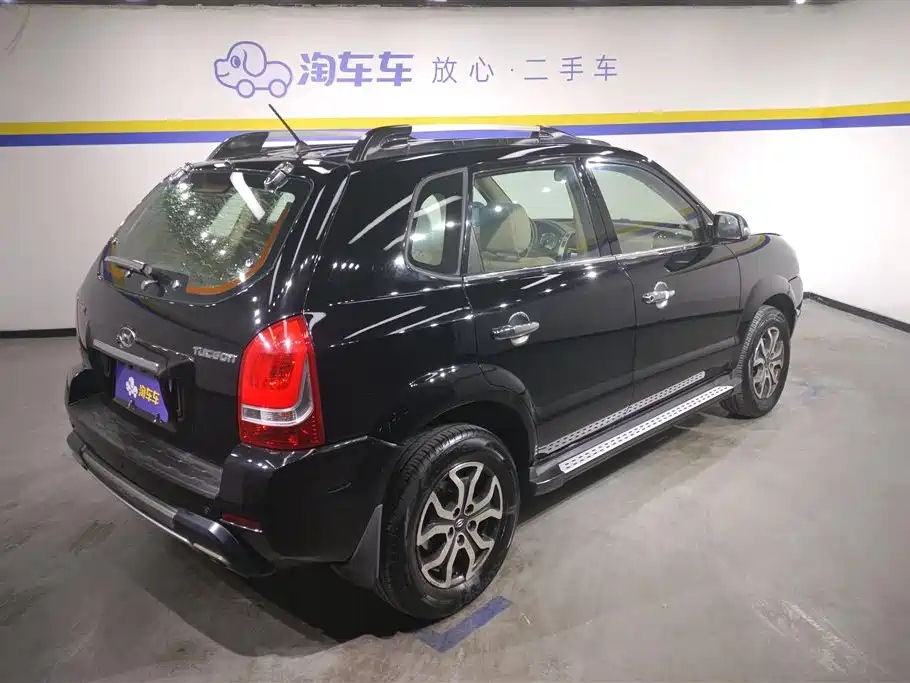 HYUNDAI TUCSON 2013