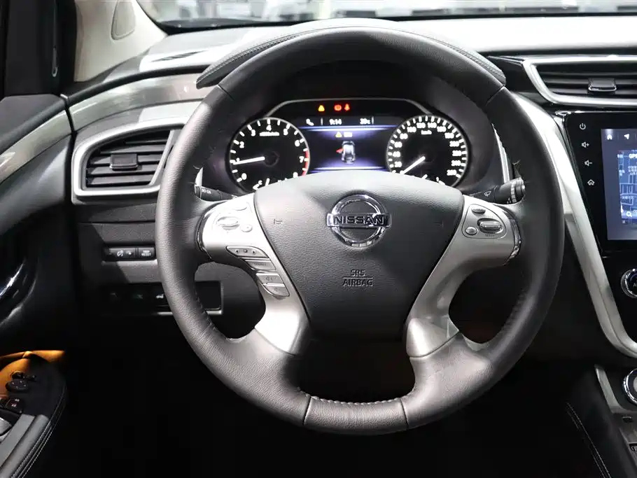 NISSAN MURANO 2022