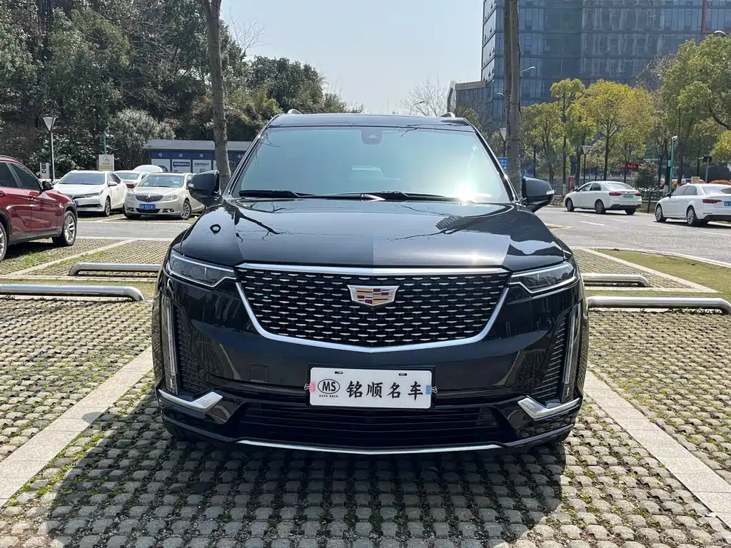CADILLAC XT6 2021