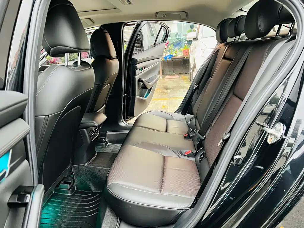 MAZDA 3 AXELA 2021