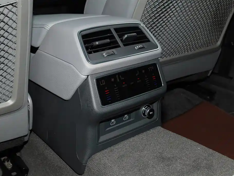 AUDI A6L 2023