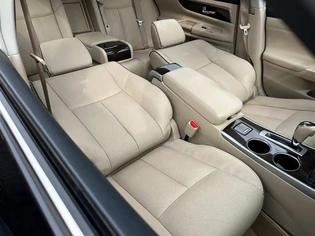 NISSAN TEANA 2015
