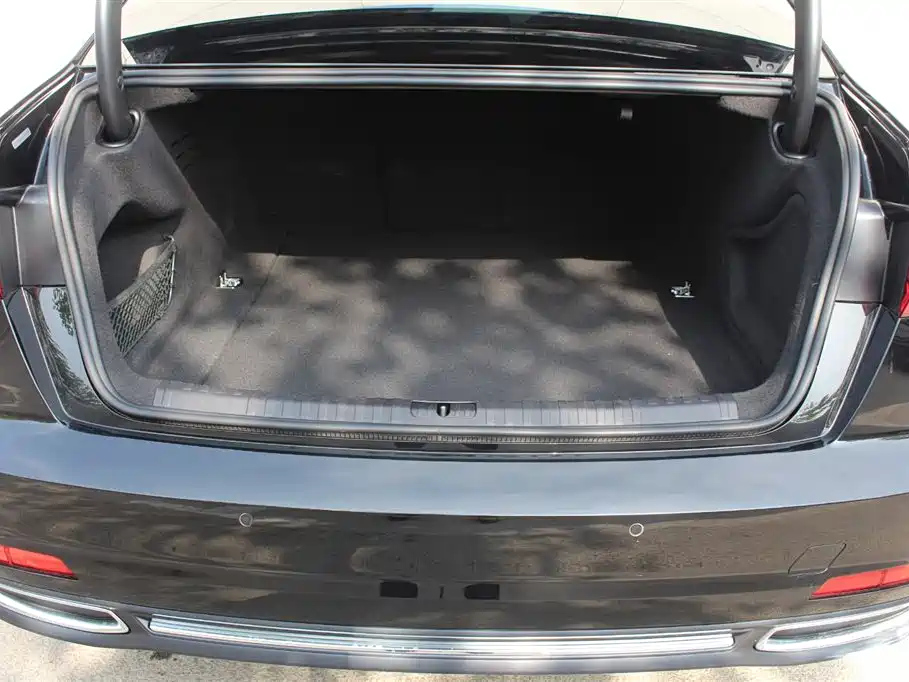 AUDI A6L 2021