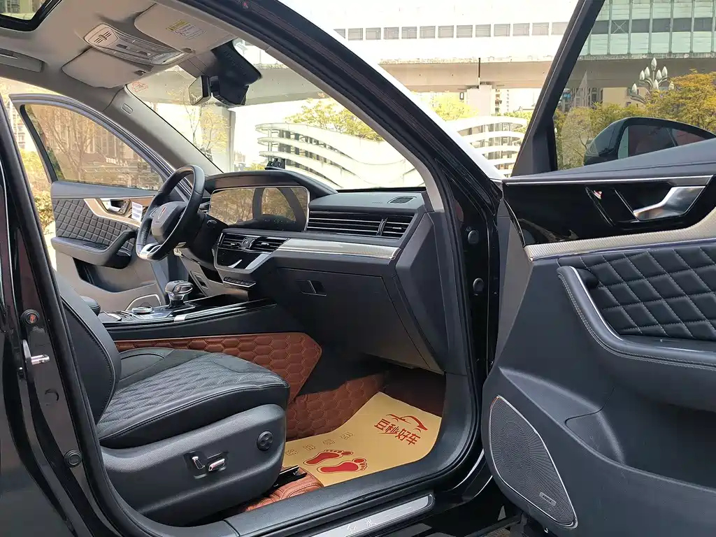 HONGQI HS5 2020