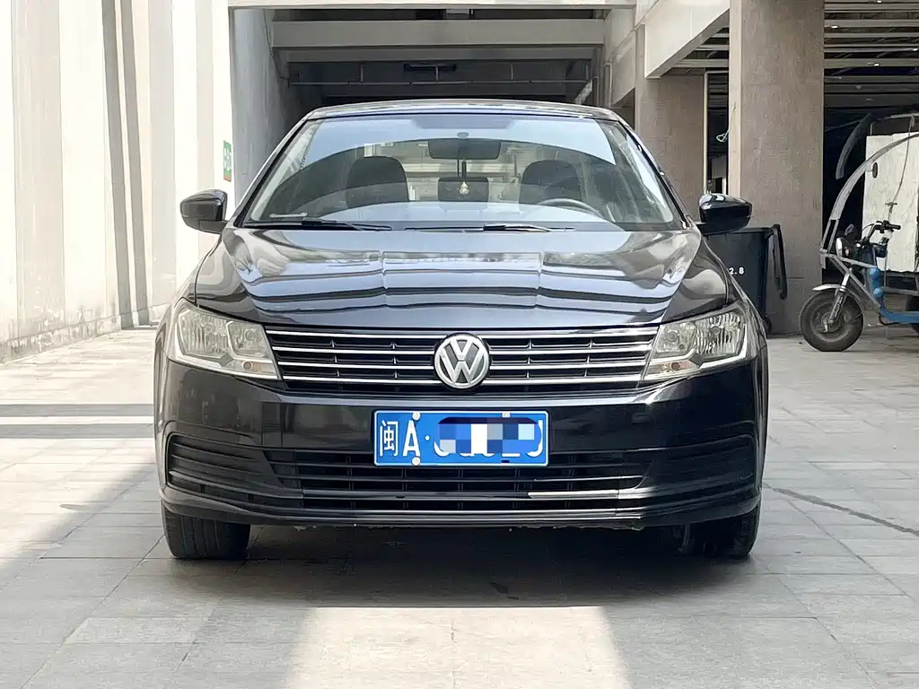 VOLKSWAGEN LAVIDA 2018